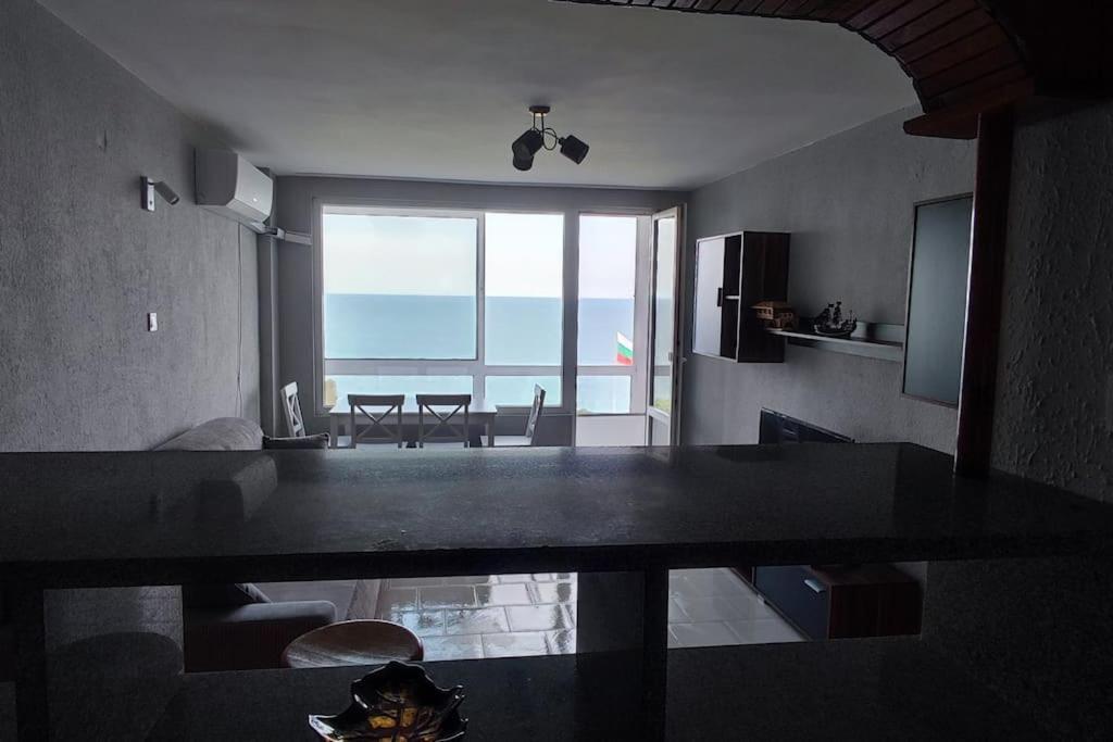 Sea View Flora Apartment Burgas City Exterior foto